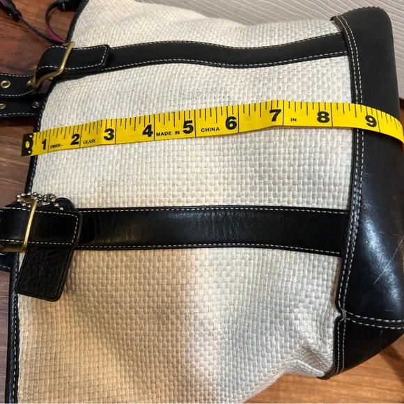 Coach Medium Tote - Picture 12 of 13